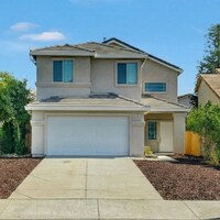 Building Photo - Your Lucky Day!: 4BD/2BA Home, $300 Off First Month!