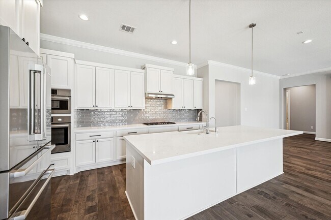 Building Photo - 18807 Serene Water Dr