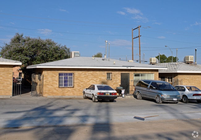 Building Photo - KKVD Apartments