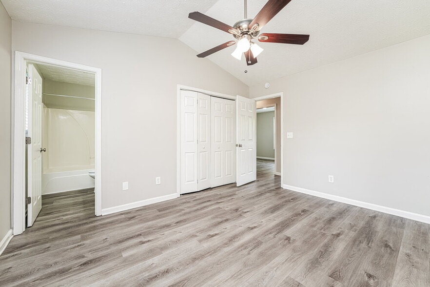 Building Photo - 45 Weldon Pl