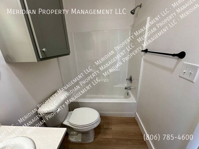 Building Photo - 5727 Kemper St