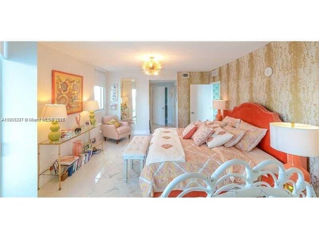 Building Photo - 6700 Indian Creek Dr