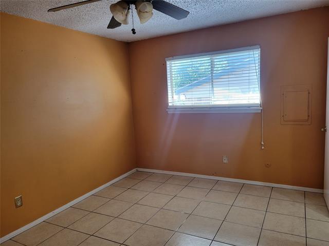 Building Photo - 1411 Clearfield Dr