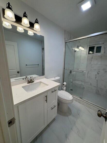 Building Photo - 4617 Del Monte Ave