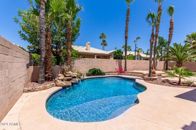 Building Photo - 8924 E Captain Dreyfus Ave