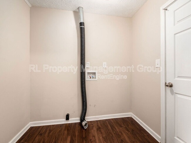 Building Photo - 4508 St Margaret Ln
