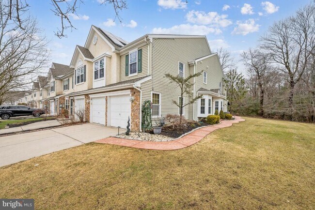 Building Photo - 52 Stokes Rd