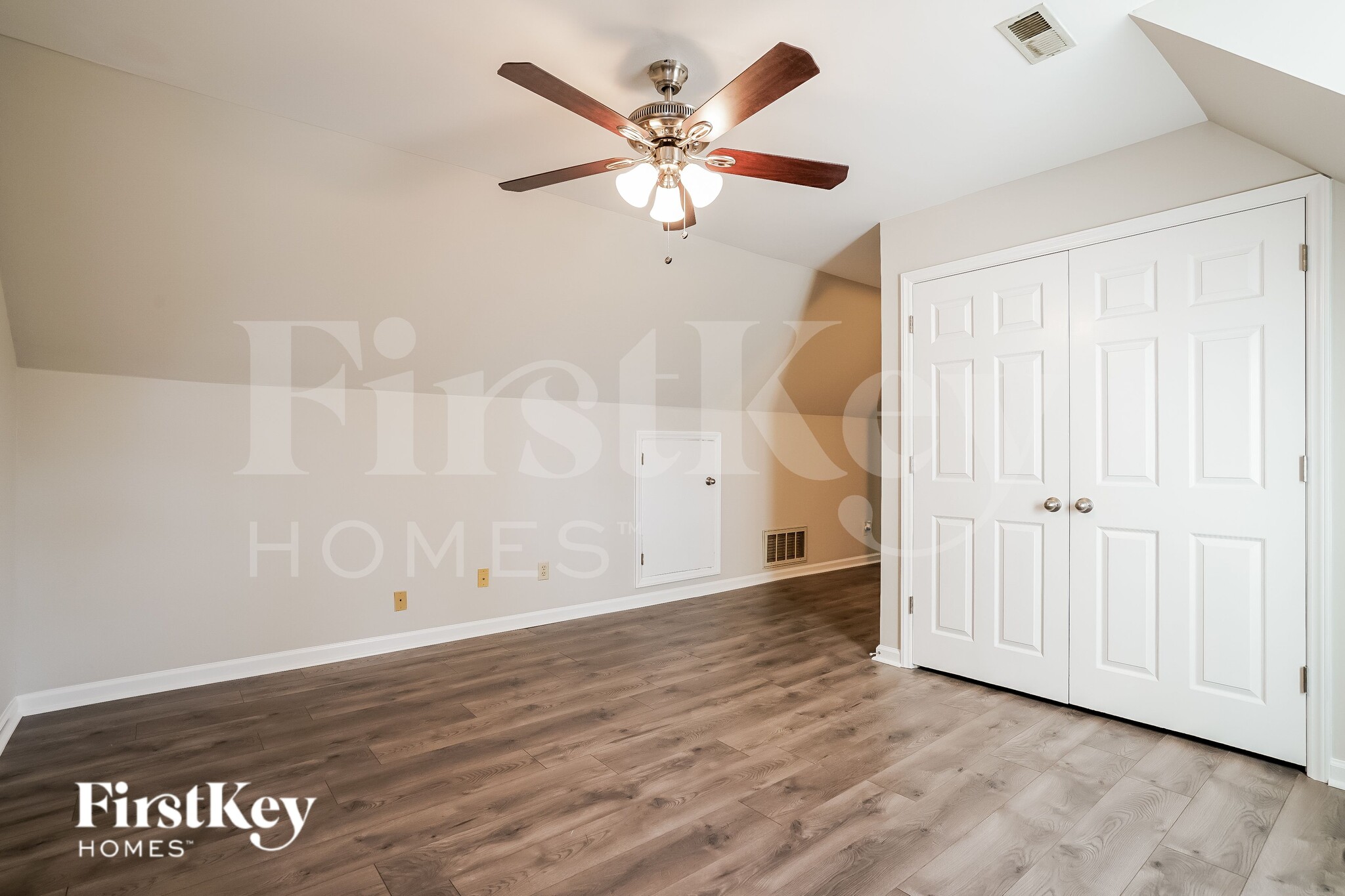 Building Photo - 4921 Tuckahoe Trce