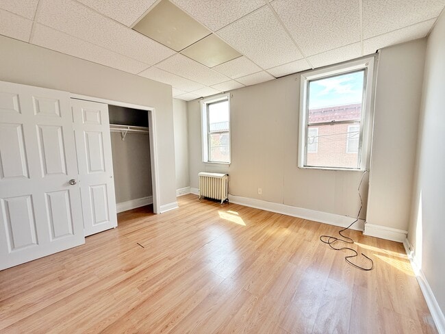 Building Photo - 2517 S Carlisle St