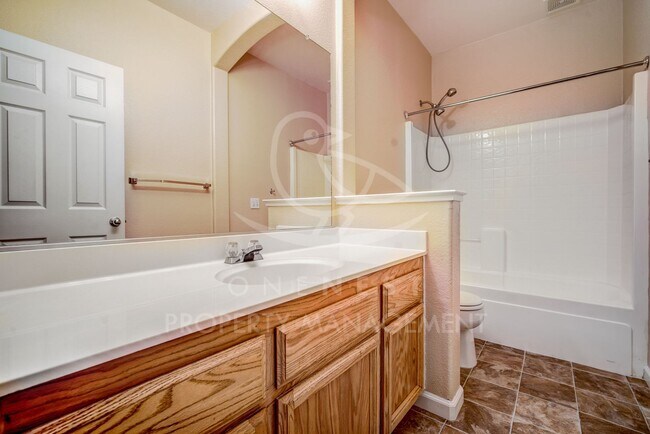 Building Photo - Welcome Home | 4-bedroom, 2-bathroom home nestled in the desirable Foskett Ranch area!