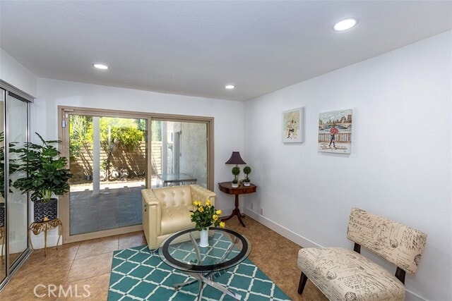 Building Photo - 1250 Kinglake Dr