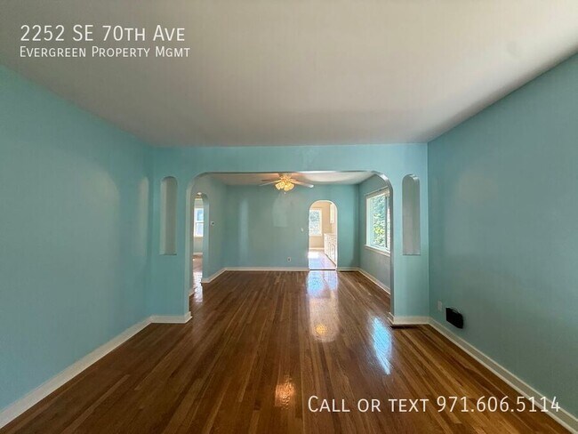 Building Photo - 2252 SE 70th Ave