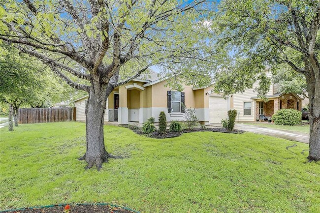 Building Photo - 5301 Apple Orchard Ln