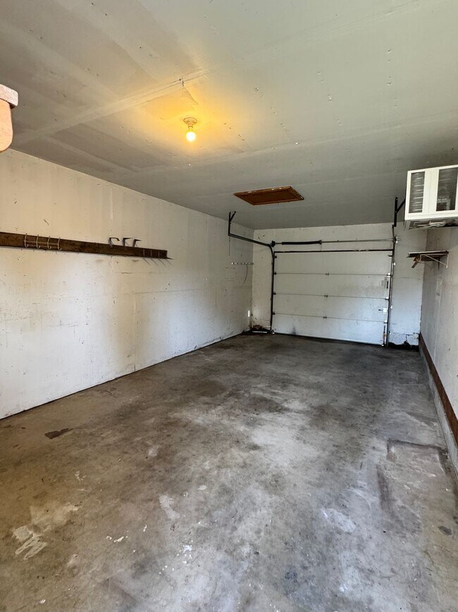 Building Photo - n5404