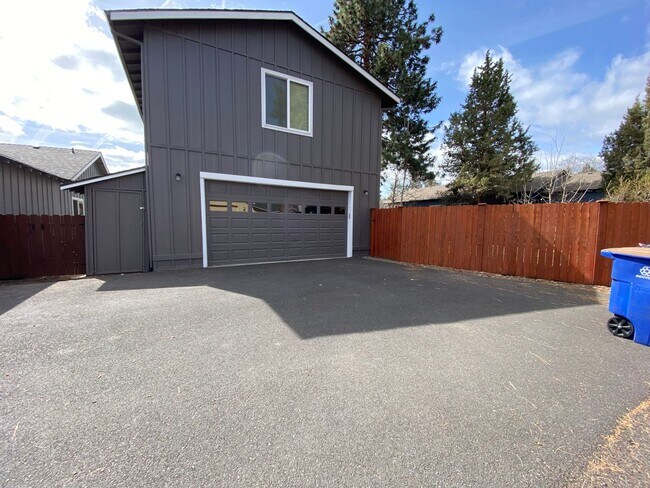 Building Photo - 20646 Hummingbird Ln