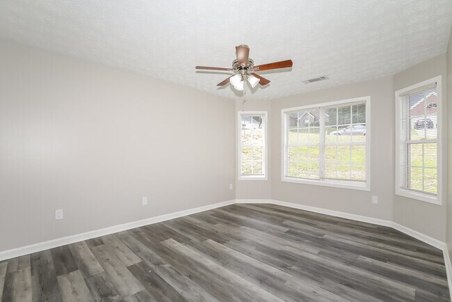 Building Photo - 80 Pebble Brooke Ct