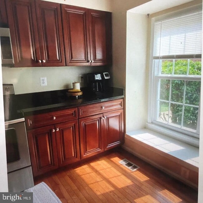 Building Photo - 9881 High Water Ct