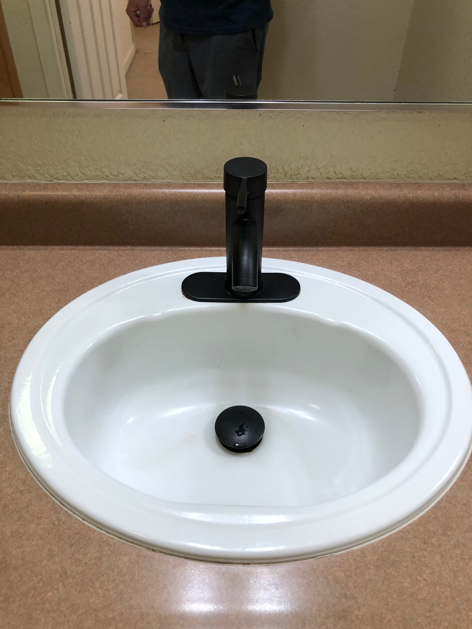 Master has newer upgraded faucet - 10001 Woodcreek Oaks Blvd