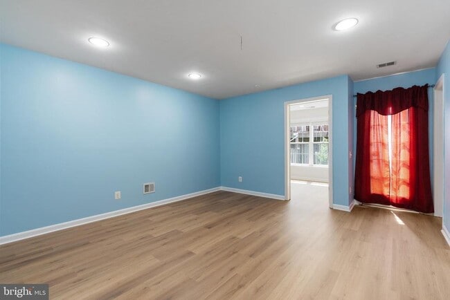 Building Photo - 5161 Sapphire Sky Ln