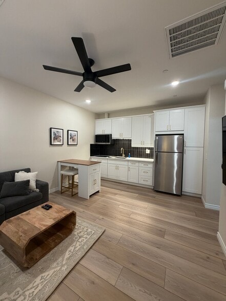 Building Photo - 3537 Luciana Gln Ave