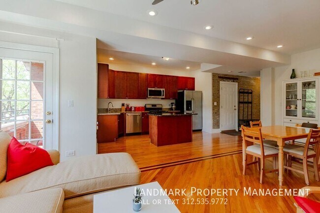 Building Photo - 4853 S Vincennes-#205
