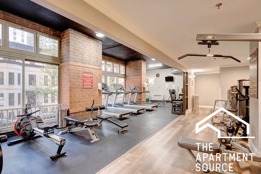 Building Photo - 120 W Chestnut St