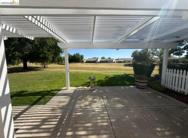 Building Photo - 170 Gala Ln