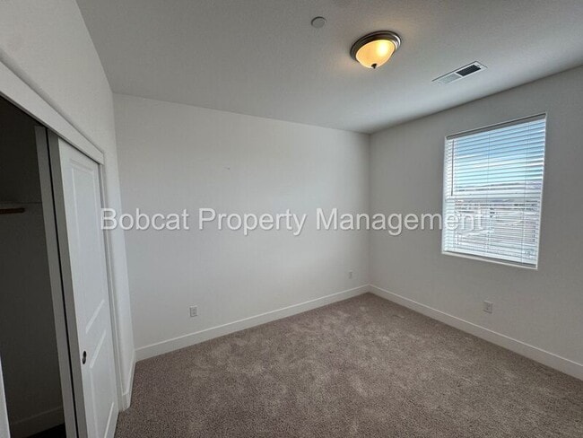 Building Photo - 3671 Pulsar Ln