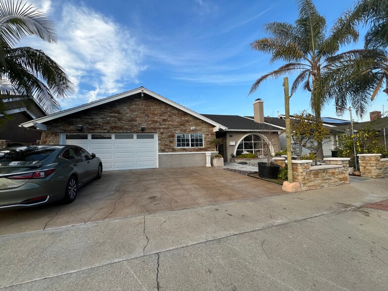 Building Photo - 8901 Blackheath Cir