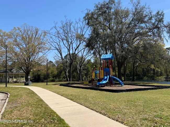 Building Photo - 528 Sherwood Oaks Dr