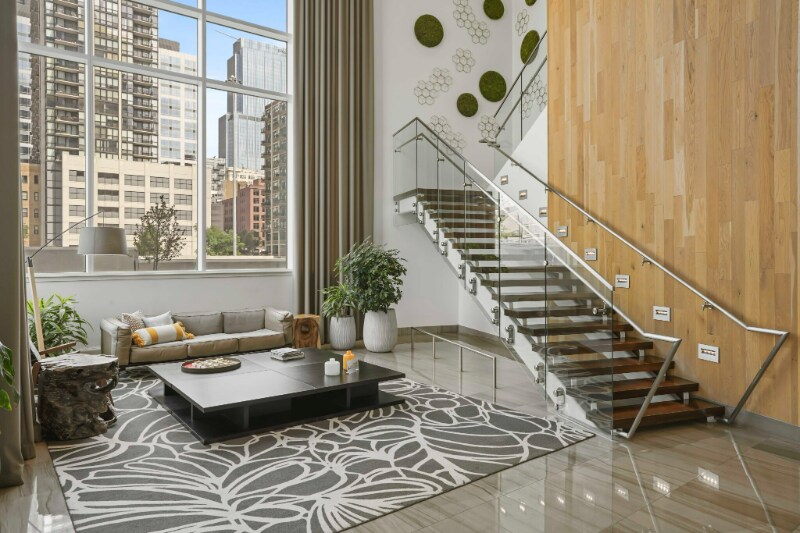 Building Photo - 755 W Adams St