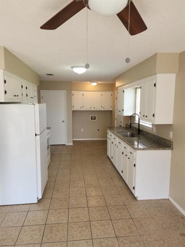 Building Photo - 42421 Deluxe Lake Dr