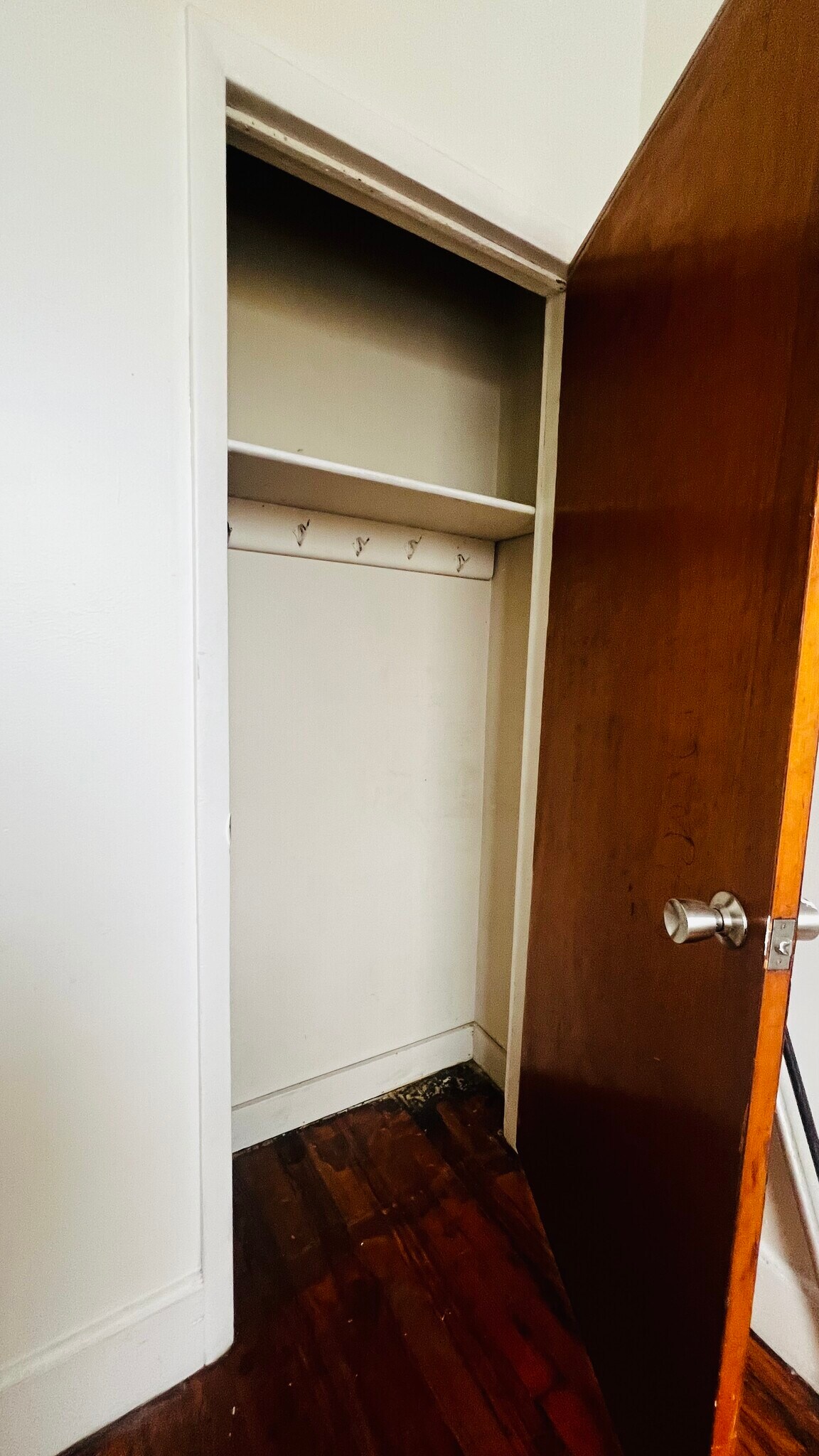 BEDROOM #4 - 187 Clerk St