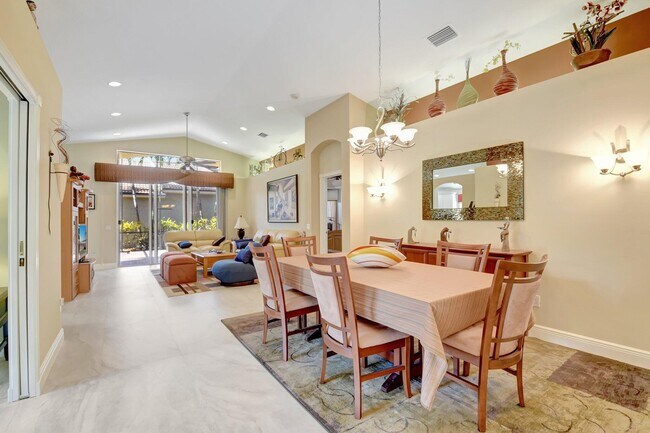 Building Photo - 9798 Casa Mar Dr