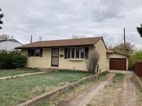 Building Photo - 613 Erie Rd