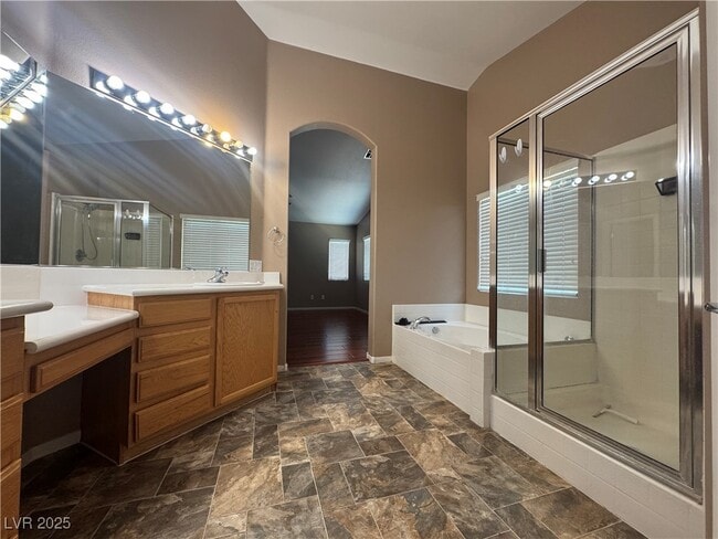 Building Photo - 9963 Burton Lake Ct
