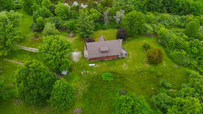 Building Photo - 4284 State Rd J