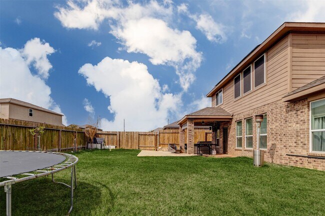 Building Photo - 22127 Roxanne Field Ln