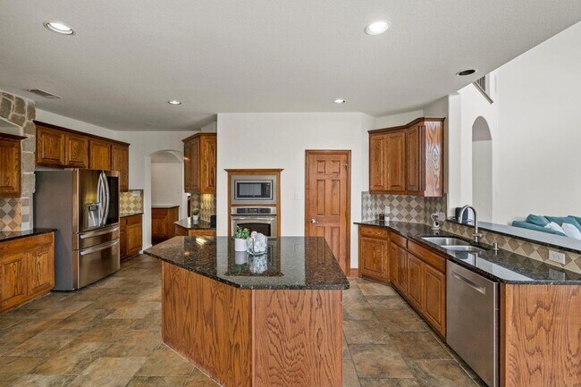 Building Photo - 10339 Burnt Mill Ln