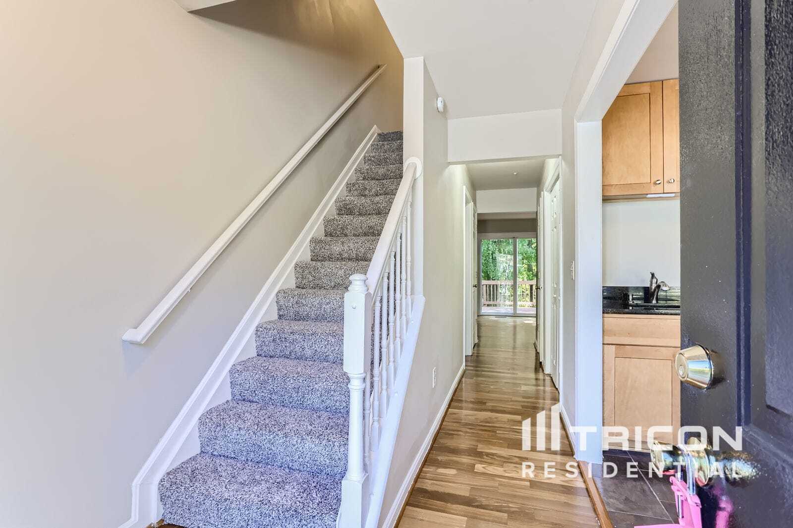 Building Photo - 166 Langdon Farm Cir