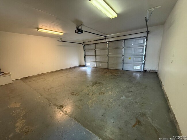 Building Photo - 7712 Copper Hollow