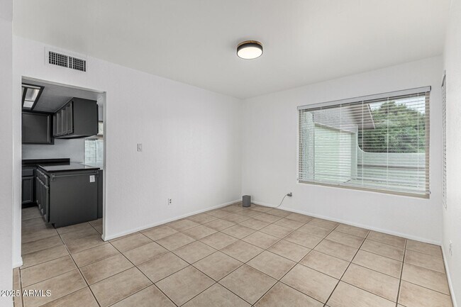 Building Photo - 16216 N 33rd Dr