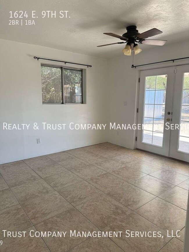 Building Photo - 1624 E 9th St