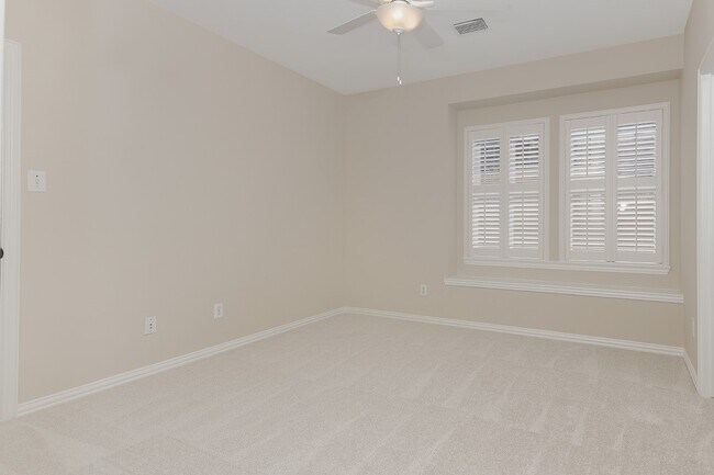 Building Photo - 50 Marquise Oaks Pl