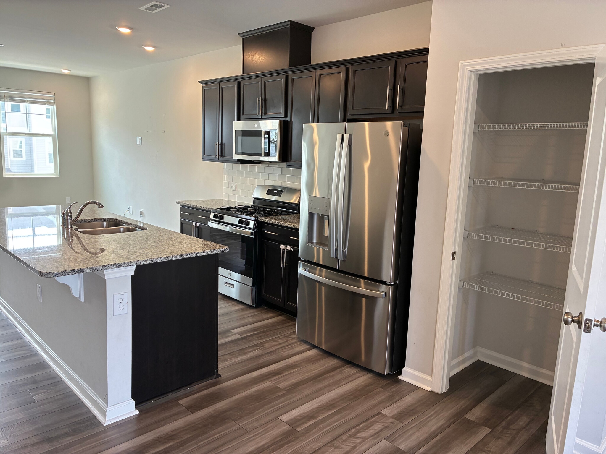 Building Photo - Room in Townhome on Sweet Lilac Wy
