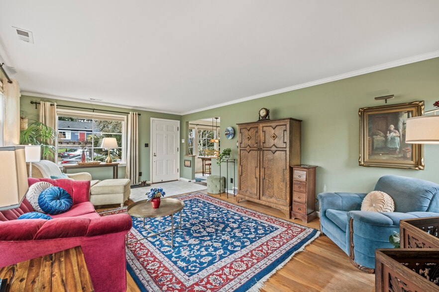 Open, inviting living space designed for everyday comfort. - 11639 1st Ave NW