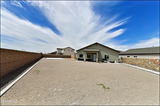 Building Photo - 11182 Blazing Star Pl