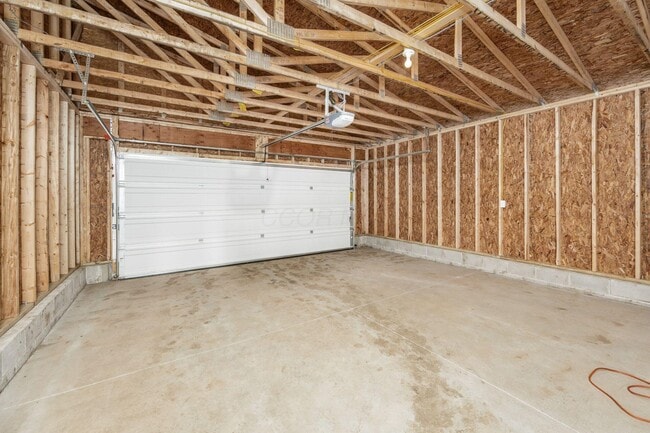 Building Photo - 90 N Princeton Ave