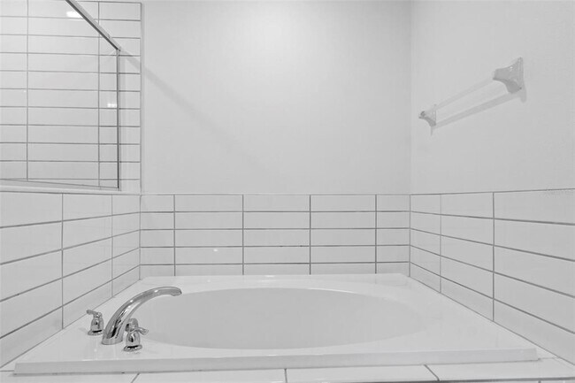 Building Photo - 10376 Lavender Aster Trl