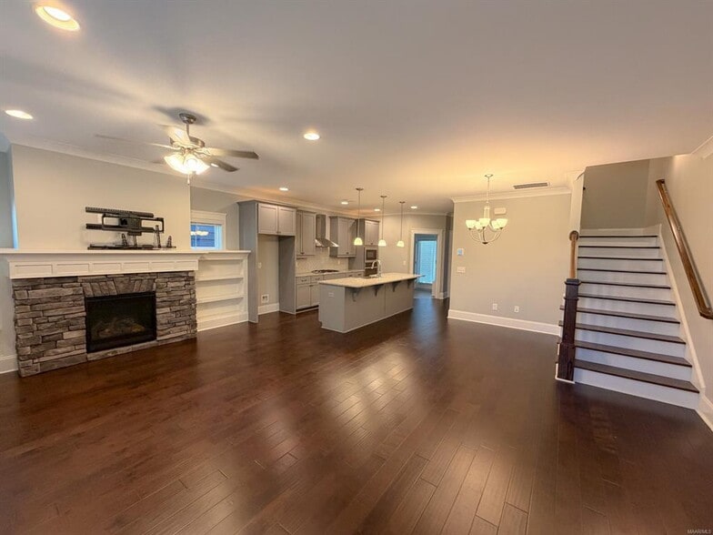 Building Photo - 176 Ave of The Orchards